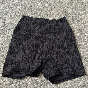 Kamo Fitness V Cross Shorts 4”